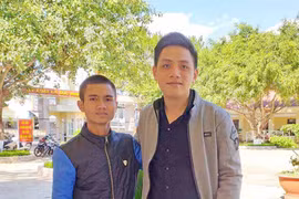 Tuổi trẻ Pleiku hăng hái lên đường nhập ngũ