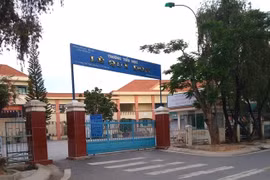 Đà Lạt: Kỷ luật cảnh cáo Đảng 1 hiệu trưởng rút tiền ngân sách