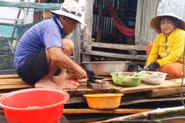 Ăn Tết trên bờ