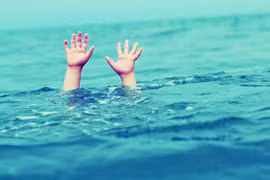 Nghệ An: Hai chị em tử vong dưới đập nước