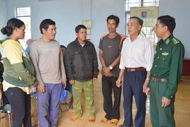 Điểm tựa nơi biên giới