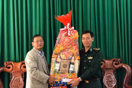 Biên giới 2019: Lên thăm đồn 723