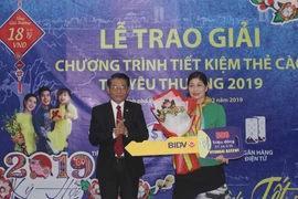 BIDV Gia Lai trao giải đặc biệt chương trình "Tết yêu thương 2019"