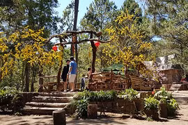 Phim trường 'chui' vẫn ngang nhiên hoạt động tại di tích quốc gia