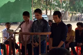 Nhóm cướp táo tợn ra tòa lãnh án