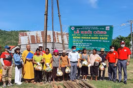 Phú Thiện khởi công Công trình giếng khoan cộng đồng và tặng quà cho bệnh nhân phong, trẻ em vùng khó