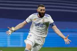 Real vào bán kết Champions League sau màn rượt đuổi tỷ số với Chelsea
