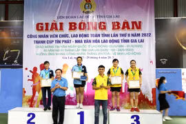Giải bóng bàn công nhân viên chức, người lao động tỉnh Gia Lai: Hấp dẫn, sôi nổi
