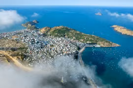 Độc đáo làng Việt: Thiên đường biển đảo Nhơn Lý