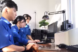 Giáo dục truyền thống cách mạng cho học sinh