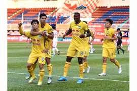 Hoàng Anh Gia Lai "chạy đà" trước AFC Champions League