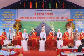 Bình Định khởi công tuyến đường ven biển đoạn Cát Tiến-Diêm Vân