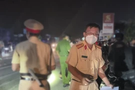 Thiếu tá CSGT ngỡ ngàng khi người mình giúp tìm đến cám ơn sau 18 năm