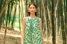 Mùa hè dịu dàng trên trang phục mùa Xuân Hè của Đỗ Mạnh Cường