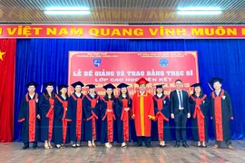 Trường Đại học Khoa học (Đại học Huế): Trao bằng thạc sĩ cho 86 học viên ở Gia Lai