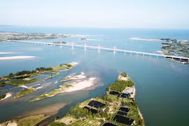 Ngược thượng nguồn: "Chia đất" giữa dòng sông