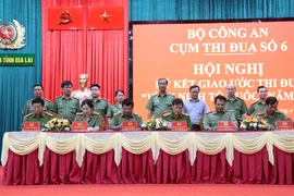 Cụm thi đua số 6 Bộ Công an ký giao ước thi đua "Vì an ninh Tổ quốc" năm 2022