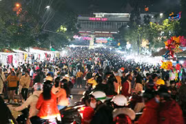 Dự báo khách đến Đà Lạt dịp 30/4 tăng vọt, nhiều khách sạn và homestay 'cháy' phòng