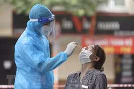 Ngày 24/4, Việt Nam ghi nhận 8.813 ca nhiễm mới, 9 ca tử vong