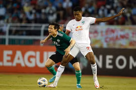 Hoàng Anh Gia Lai thua cay đắng ở phút bù giờ