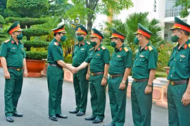 Thượng tướng Nguyễn Tân Cương làm việc tại Binh đoàn 15 và Quân đoàn 3