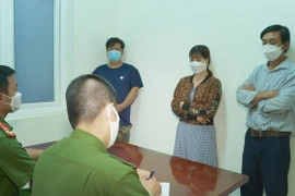 Thuê người theo dõi, bắt quả tang chồng trong nhà nghỉ với người tình