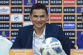 Kiatisak: "Mọi vị trí ở Hoàng Anh Gia Lai phải biết ghi bàn"