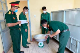 Hội đồng quân nhân với cơ chế "cân đong tay ba"