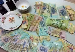 Chư Prông: Vào rẫy mì đánh bạc cũng không thoát