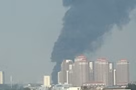 Tiêm kích Trung Quốc rơi và phát nổ