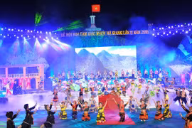 Lễ hội hoa Tam giác mạch 2016 thu hút khoảng 120.000 du khách