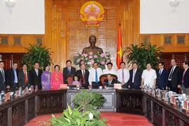 Thủ tướng: Cán bộ, công chức phải gần dân, tôn trọng dân, phục vụ dân