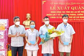 Blouse trắng ở tâm dịch phía Nam