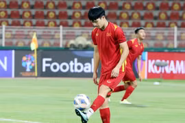 Tuyển Việt Nam có hai cầu thủ dương tính với virus SARS-CoV-2