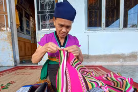 Lưu giữ văn hóa Thái trên đất Ayun Hạ