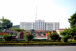 Bắt tạm giam 2 nguyên lãnh đạo Công ty TNHH một thành viên Apatit Việt Nam