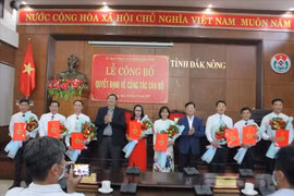 UBND tỉnh Đắk Nông bổ nhiệm 8 lãnh đạo sở, ngành