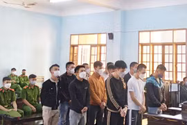 Vụ hỗn chiến tại chợ đêm Pleiku: 11 bị cáo lãnh 252 tháng tù