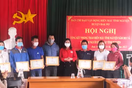 Đak Pơ khen thưởng 32 tập thể, cá nhân trong phong trào hiến máu tình nguyện