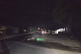 Phú Thiện: Va chạm với xe tải, nam thanh niên tử vong