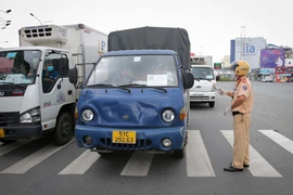 Nhẹ thủ tục, thôi đủng đỉnh!