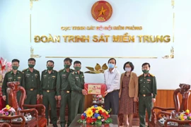 Trưởng ban Dân vận Tỉnh ủy Võ Thanh Hùng chúc Tết đơn vị quân đội