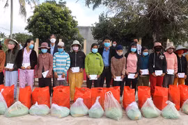 Gia Lai trao 2.600 suất quà Tết cho các đối tượng khó khăn