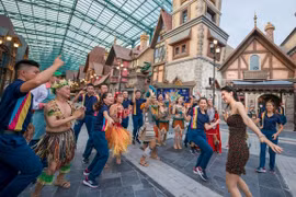 Du lịch nội địa: Nhiều 'điểm nóng' kín phòng dịp Tết Nguyên Đán