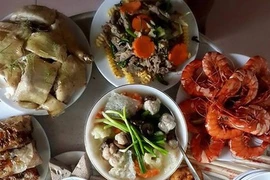 Nghỉ tết hay ăn tết?