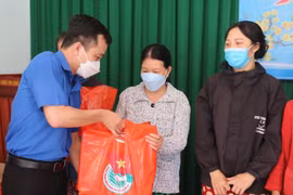 Tỉnh đoàn Bình Định tổ chức chương trình Xuân hải đảo