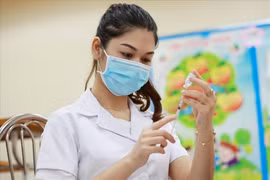 Thủ tướng yêu cầu tiến hành các thủ tục để mua vaccine cho trẻ 5-11 tuổi