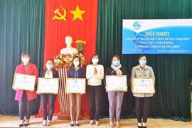 Hội Liên hiệp phụ nữ Đak Đoa và Đức Cơ triển khai nhiệm vụ năm 2022