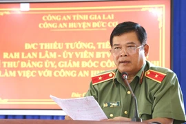 Lãnh đạo Công an tỉnh làm việc với Công an huyện Đức Cơ