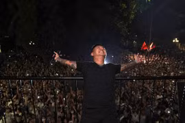 Ca sĩ Tuấn Hưng bị phạt 12,5 triệu đồng vì tổ chức liveshow không đúng quy định